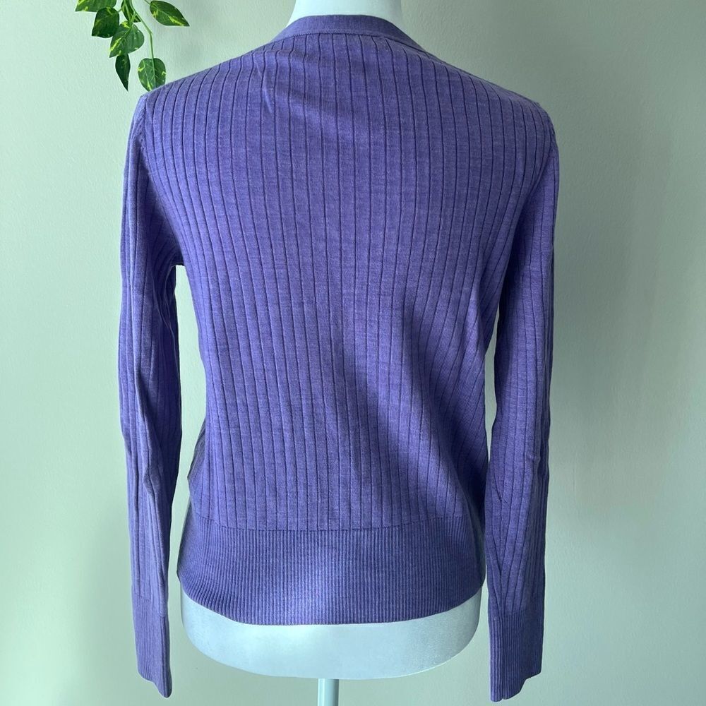 Banana Republic 100% Merino wool sweater - Picture 2 of 6